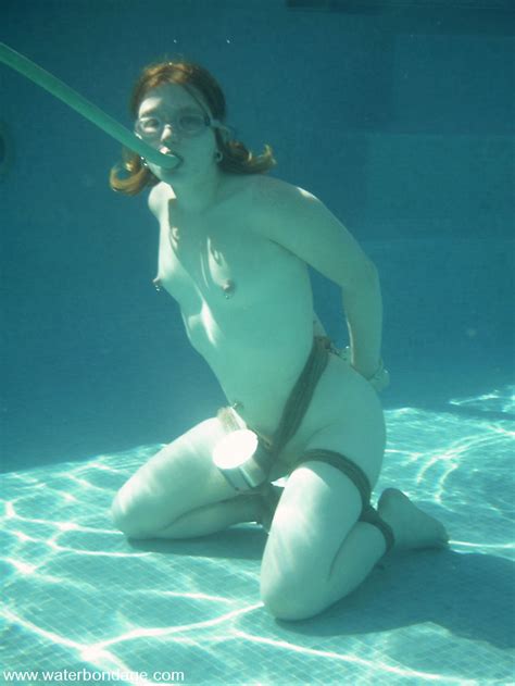 Bondage Underwater Telegraph