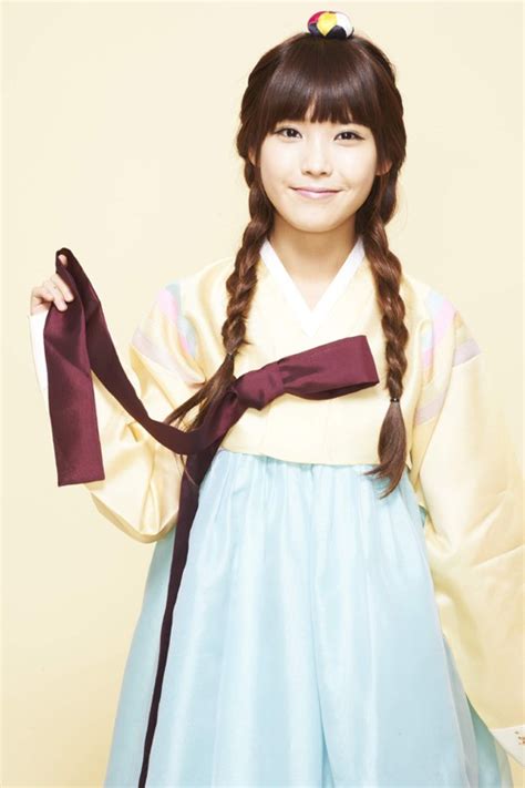 Korean Addicted Iu Greets Her Fans For The New Year In A Hanbok