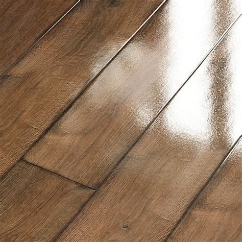 All of our laminate flooring ranges are durable and easy to fit, with many styles to suit any taste. Wickes Chenai Dark Oak High Gloss Laminate Flooring - 2 ...