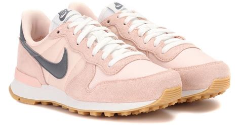 Nike Internationalist Suede Sneakers In Pink Lyst