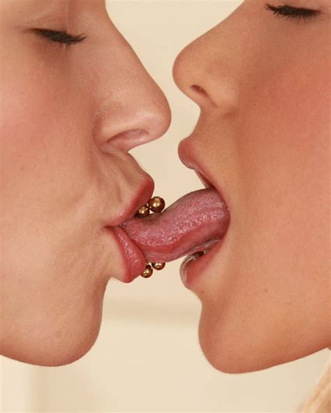 Nude Lesbians Kissing Porn Pics Sex Photos Xxx Images Consommateurkm