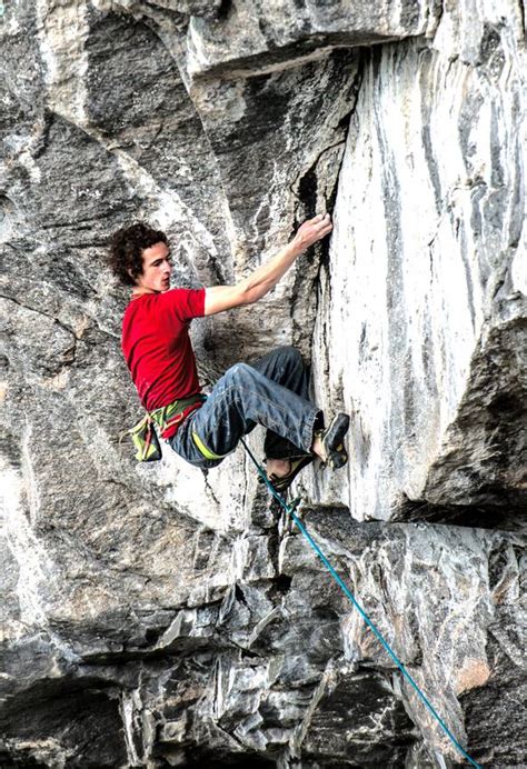 In the interview, adam describes the 3 different types of visualization he does both by himself and with the help of his physiotherapist. Adam Ondra second lauréat du 9a à vue ! - Kairn