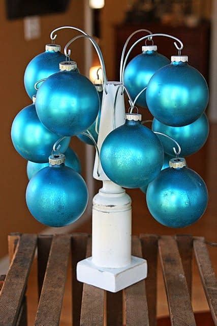 It is sturdy and stable. 10 Creative Ornament Displays - Housewife Eclectic