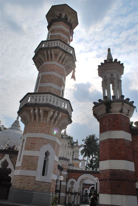 Panggung bandaraya dbkl contact number: Having "Me" Time: Prayers at Masjid Jame' Bandaraya Kuala ...