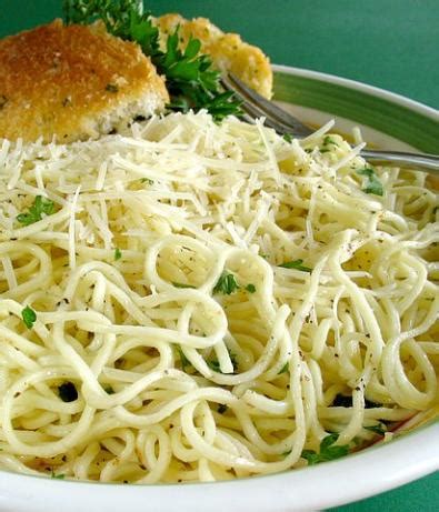 Angel hair pasta, or capellini, is a very long & thin pasta with delicate taste. Angel Hair Pasta In Garlic Sauce