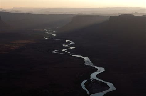 the new yorker the colorado river runs from las vegas to the gulf