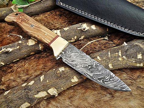 Handmade Knife Fixed Blade Tracker Knife Damascus Tracker Knife