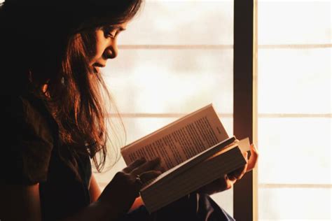 6 Ways Reading Books Can Help You Discover Your Purpose In Life By