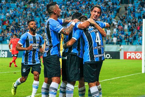 Divisão do grupo de jogadores, ceo contestado e sucessão de bolzan: Veja a tabela detalhada de jogos do Grêmio na Libertadores 2018