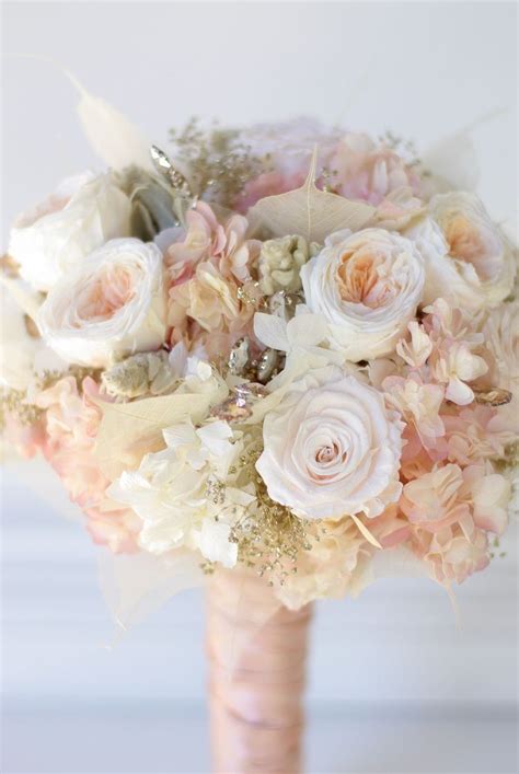 44 266 wedding bouquet stock video clips in 4k and hd for creative projects. Pin by Pamela Bell English on Wedding Flowers | Gold ...