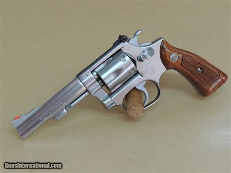 Smith And Wesson Model 63 22lr Revolver In The Box Inventory10888 For