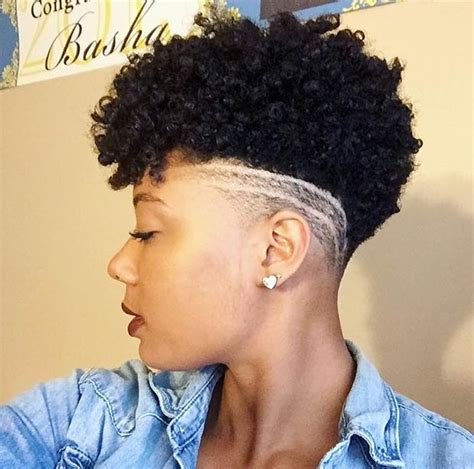 Natural hair refers to black hair that hasn't been chemically altered with straighteners, relaxers or texturizers. 31 Best Short Natural Hairstyles for Black Women | Page 3 ...