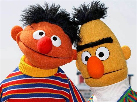 Die Sesamstraße Feiert 40 Geburtstag Die Muppets Sesamstrasse Bert
