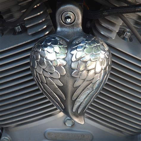 Chrome Dome® Harley Davidson Cvo Road Glide 2018 Angel Wing Heart