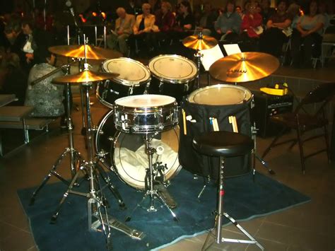 Various drum kits gathered from around the internet all available for free download on the zanderjaz website. Free Drum Kit Stock Photo - FreeImages.com