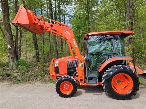 2018 Kubota L3560 Hst Compact Cab Tractor Loader And Back Blade