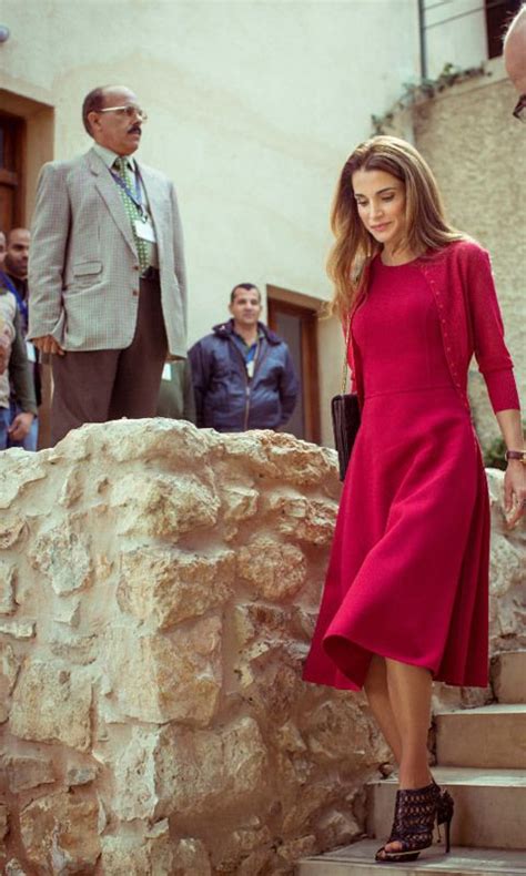 Queen Rania An Exclusive Look At Her Life Behind The Scenes Hello