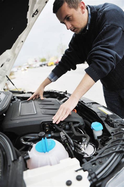 8 Easy Car Repairs You Can Do Yourself