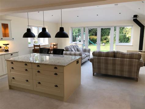 Kitchen Fitters Shinfield Highly Rated Premium Kitchens