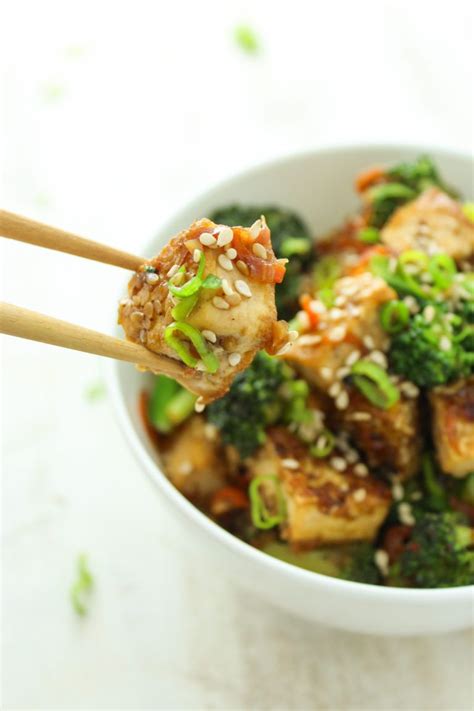 Sticky Sesame Tofu And Broccoli Recipe Sesame Tofu Tofu Broccoli