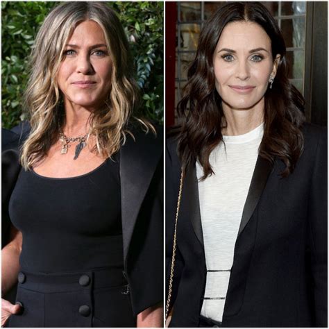 Jennifer Aniston And Courteney Cox Look Like Twins In This New Photo