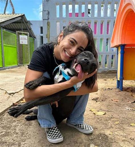 Adriana Luna Hace Un Llamado A Adoptar Perros Y Gatos El Nuevo Día