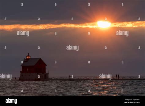 Grand Haven Lighthouse and pier, Grand Haven, Michigan Stock Photo - Alamy