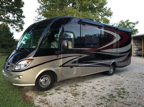 Mercedes Benz Winnebago Itasca Reyo 25t Rv Mercedes Rv Recreational