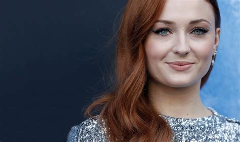 Sophie Turner Latest 2017 Wallpaperhd Celebrities Wallpapers4k