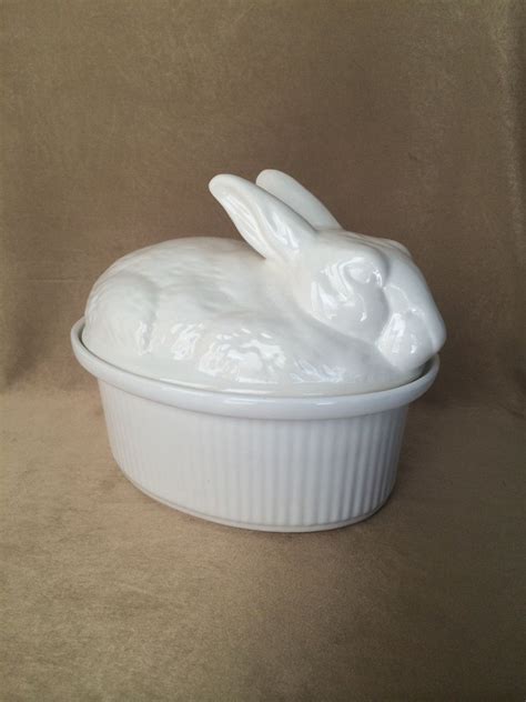 Bunny Casserole Dish California Pottery French White Vintage