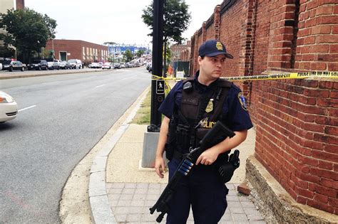 Gunman And 12 Victims Killed In Shooting At Dc Navy Yard The New York Times