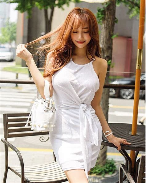 다들 즐퇴 칼퇴 하세용🤘🏻 perfect woman beautiful asian women tight dresses asian model office