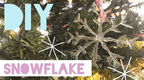 Diy เกร็ดหิมะจากปืนกาว Snowflake Made Of Glue Gun Youtube