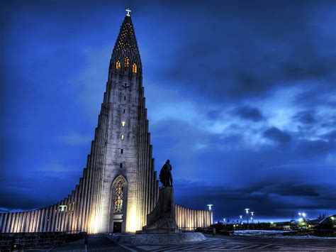 The Hallgrímskirkja Lutheran Church At Night Reykjavík Iceland Pics