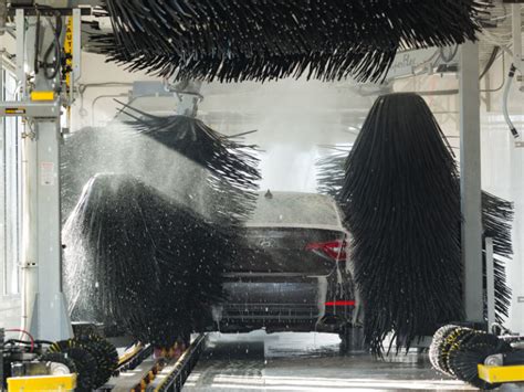 They can drive their cars to travel a little, while do you want to have more fun during travelling? About MacNeil Car Wash | MacNeil Wash Systems