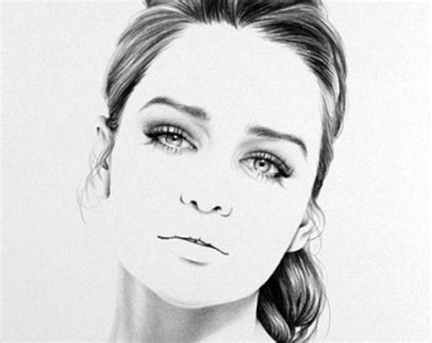 Ileanahunter Etsy Realistic Drawings Fine Art Portraits Portrait Drawing