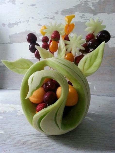 Honeydew Fruits Platter Fruit Sculptures Food Sculpture Food Carving
