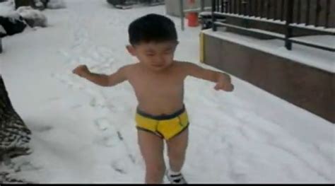 Video Chinese Dad Forces Son To Walk Nearly Naked Through Snow The