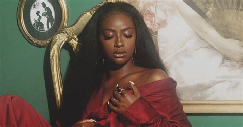 Jazz Chill Singer Songwriter And Actress Justine Skye Shares A