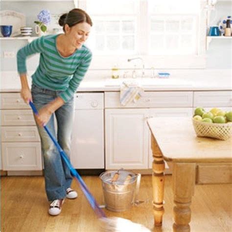 Mujer Limpiando La Casa See This Great Product It Is An Affiliate Link To Amazon Household