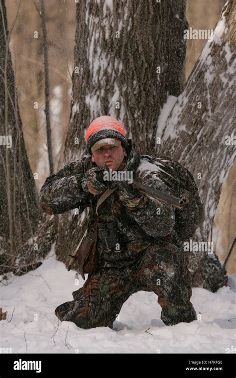 Muzzleloader Hunter Deer Hunting In Winter Stock Photo Alamy