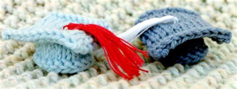 Mini Graduation Hats Knit Epattern — Frugal Knitting Haus