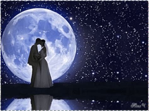 Watch under the black moonlight 6/21: Romantic Couple Moon :: Love :: MyNiceProfile.com
