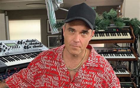 Robbie Williams Writing Songs With Take Thats Gary Barlow