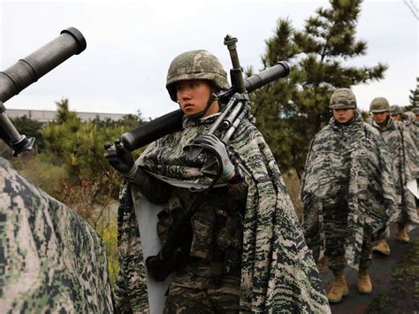 لتعزيز التعاون في مواجهة بيونغ يانغ بدء أكبر مناورات عسكرية بين كوريا الجنوبية والولايات