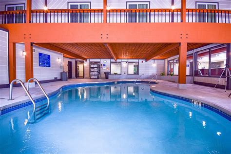 Days Inn And Suites By Wyndham Wisconsin Dells 51 ̶7̶7̶ Prices