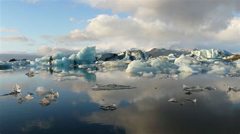 Jokulsarlon Glacier Lagoon Iceland Information And Tours