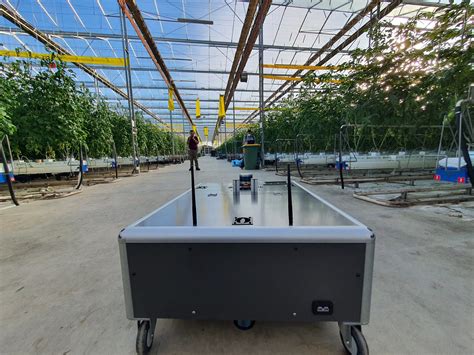 Autonomous Robotic Platforms For Greenhouses Qut Centre For Robotics