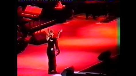 01 Whitney Houston I M Every Woman Live In Verona Italy June 29