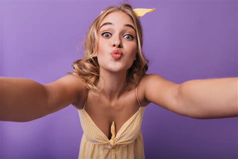 Strangers.Cam - Random Cam Chat with Strangers!